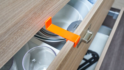 Drawer stays for campers